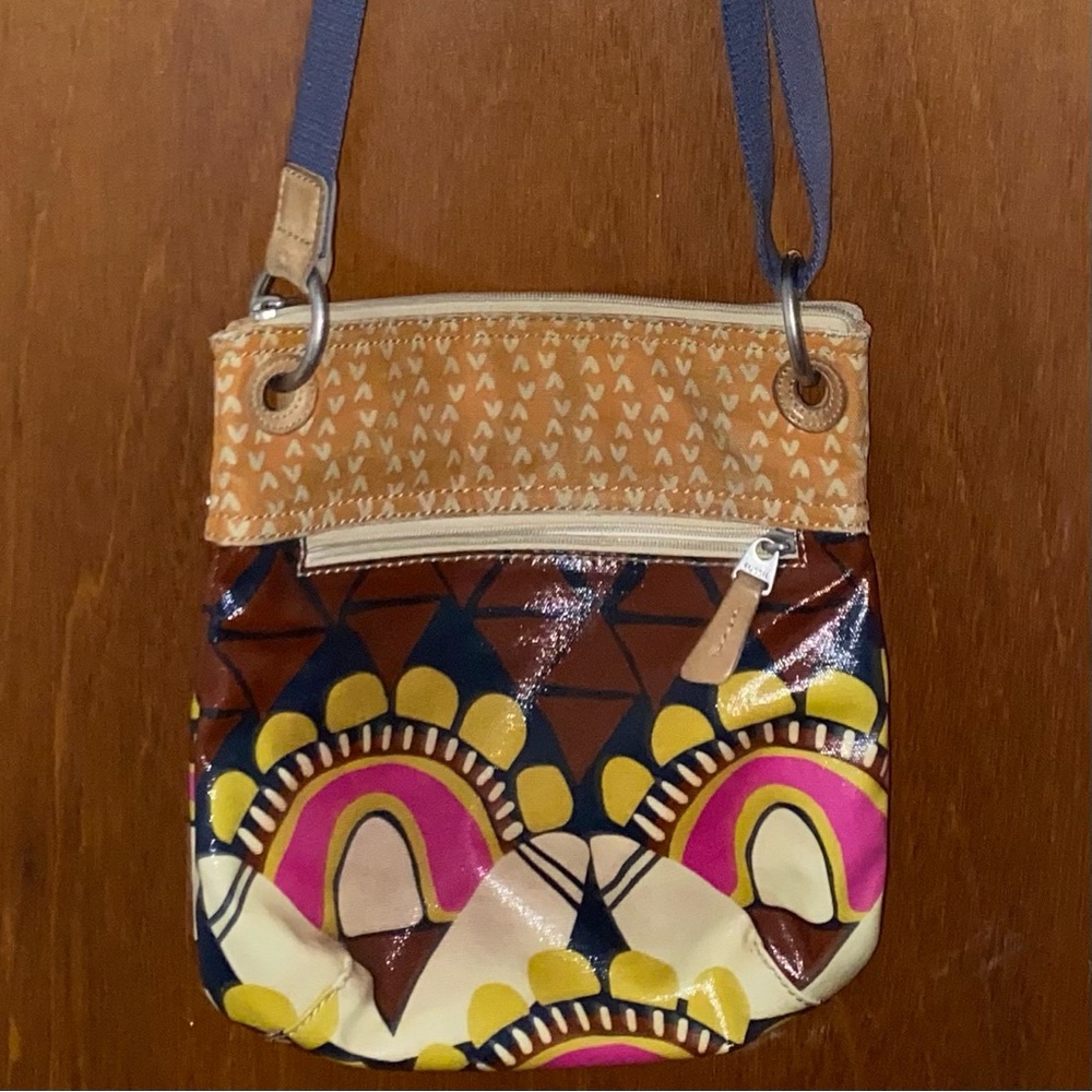 Fossil Key-Per Coated Pattern Multicolored Adjustable Strap Purse With Pockets